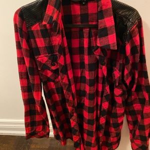 Flannel - Light Weight - Red & Black w/ Leather
